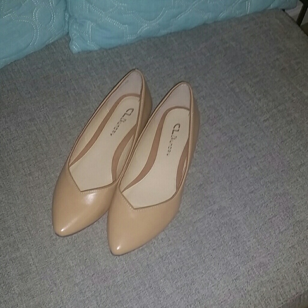 Nude flats pointed toe Chinese laundry